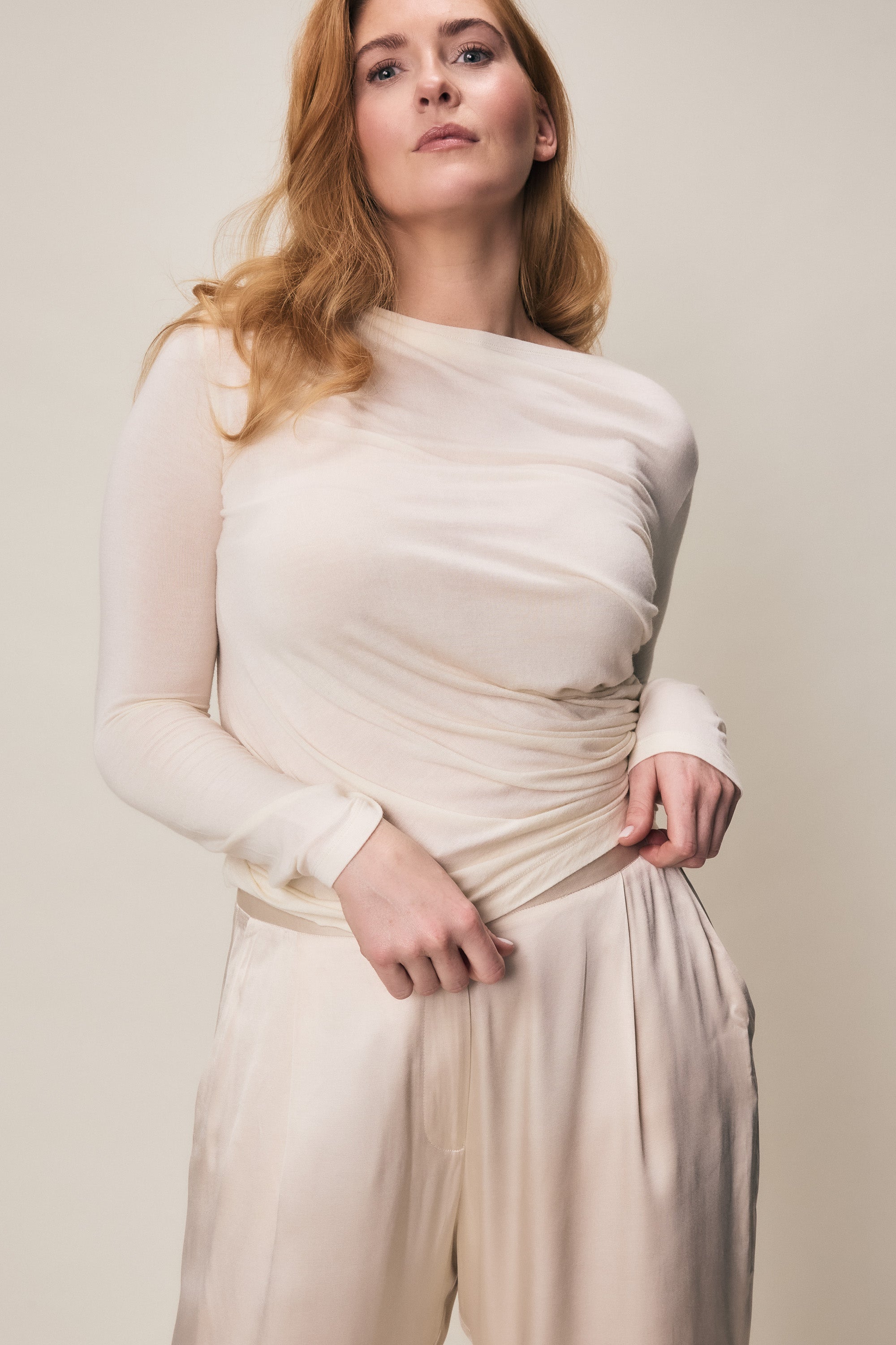 VIVEH Alyssa top in Coconut Milk – '- fitted long sleeve top – front view