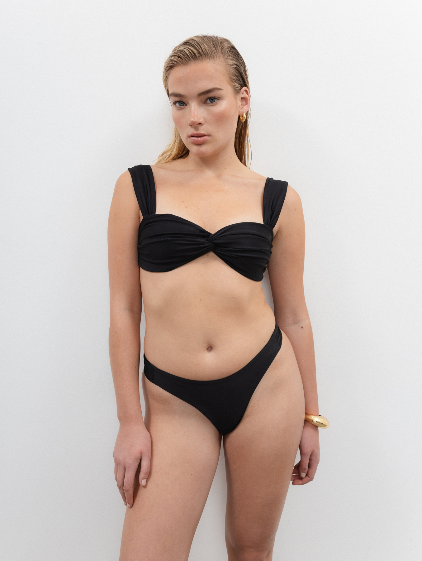 38 - 173cm